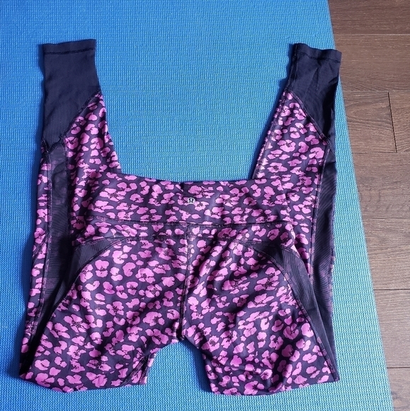 LULULEMON Leggings - Picture 9 of 16